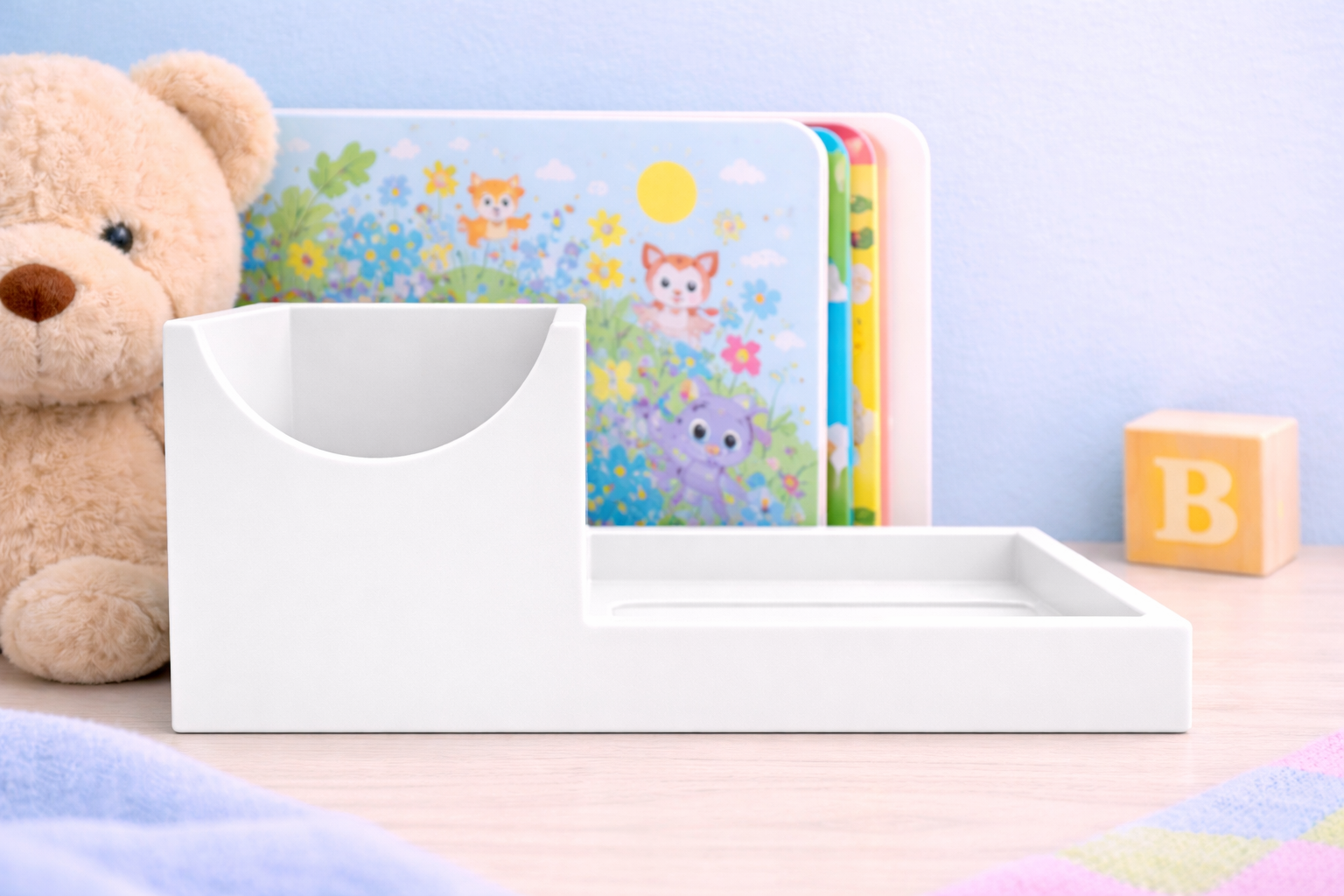 Yoto Mini Docking Station Stand With Card Storage - Personalised - Matte White