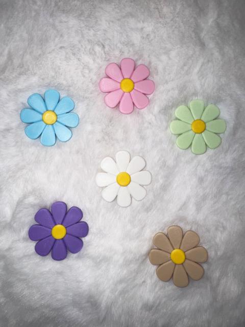 Spring Daisy Magnet Collection | Set of 6 Floral Fridge Magnets | 3D printed Magnets | Cute Retro Flower Decor