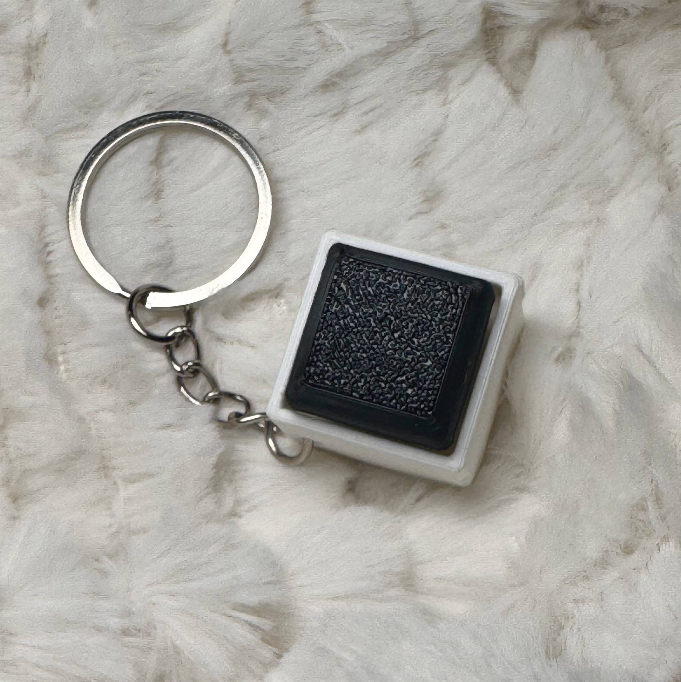1x1 3D Printed Fidget Clicker Keyring White Base – Mechanical Keyboard Style Stress Toy ASMR - Black